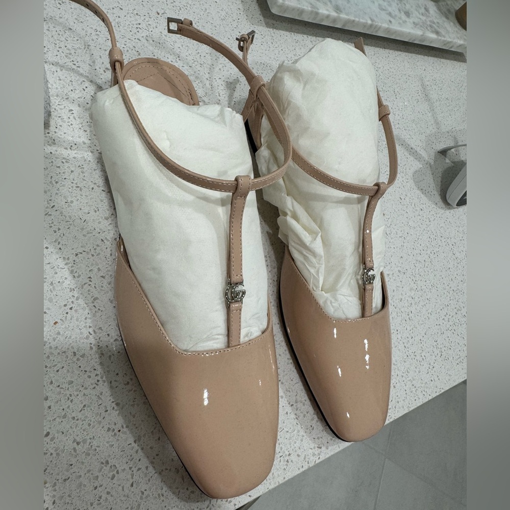 Gucci patent leather ballerina shoes brand new